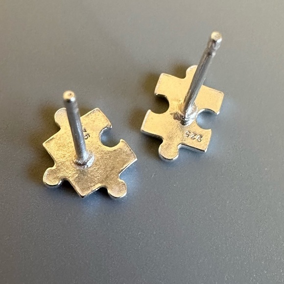 Sterling Silver Simple Stud Jigsaw Puzzle Piece Earrings - Picture 6 of 9